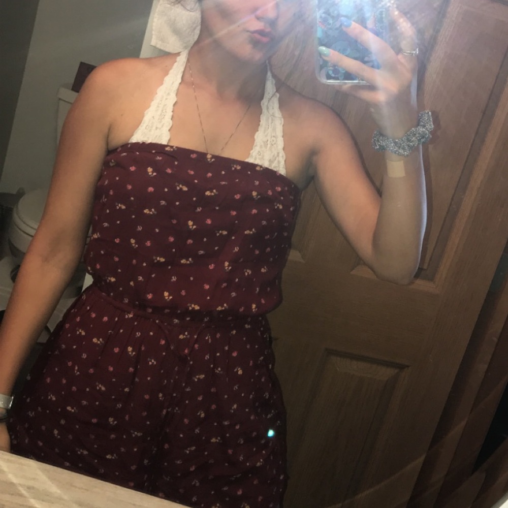 Strapless Floral Romper - Picture 3 of 10